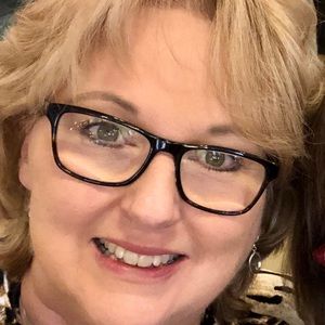 Meet your Posher, Sonya